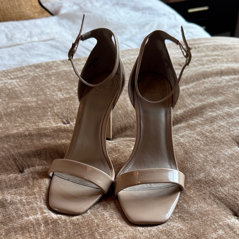 Elegant Tan Women's Heels Guess